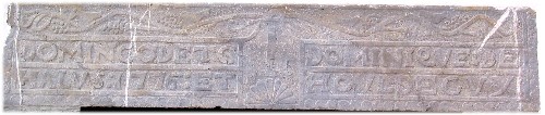 Linteau d'une maison d'Irissarry