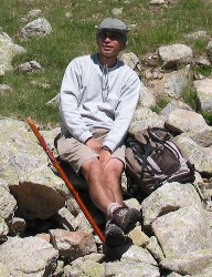 Max, hiératique